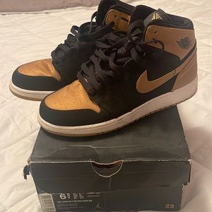 Melo JORDAN 1RETRO HIGH BG